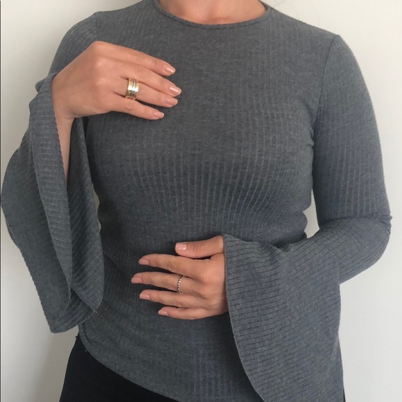 Zara Top Grey and light knit - Picture 5 of 5